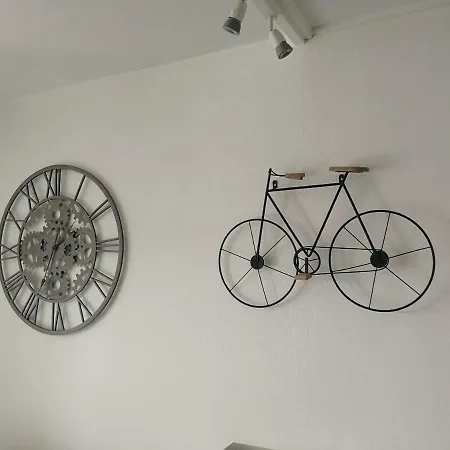 Le Voltaire Apartment *