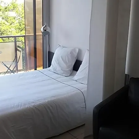 Le Voltaire Appartement Valence (Drome)