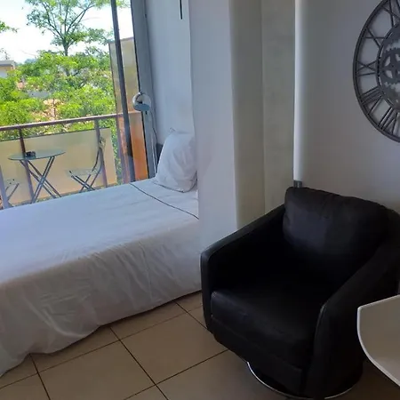 Le Voltaire Appartement Valence (Drome)